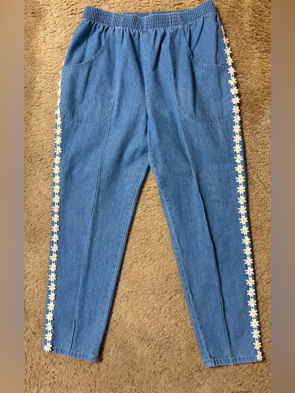 Cassidy Denim Pants Size 12 Short Elastic Waist Pull On Chambray Daisy Side